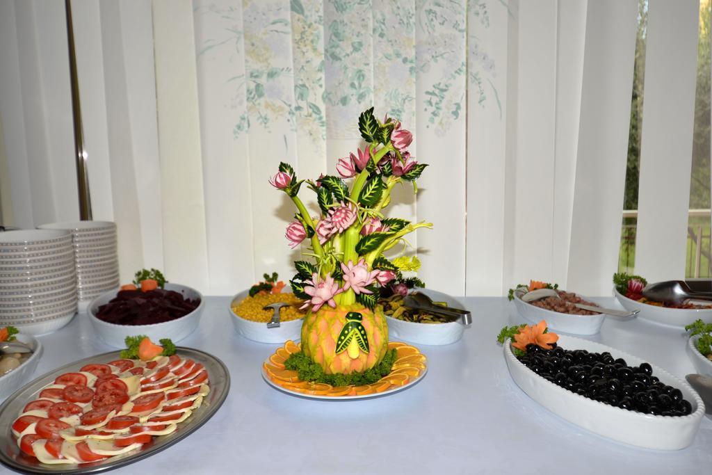 Hotel Continental Гарда Екстериор снимка
